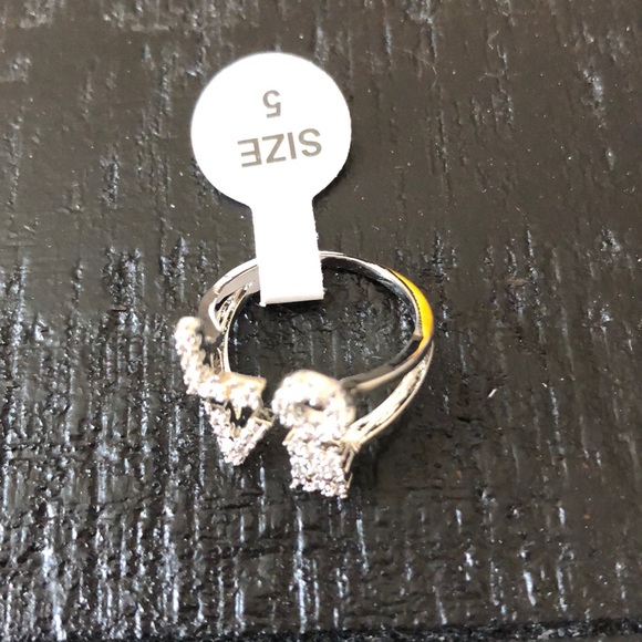 Silver Pave LOVE 💕 Ring! - Picture 2 of 3